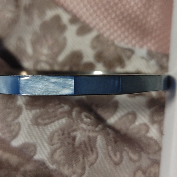 BRACLETS - Picture 4 of 7